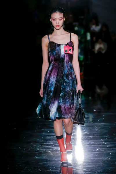 Look 35